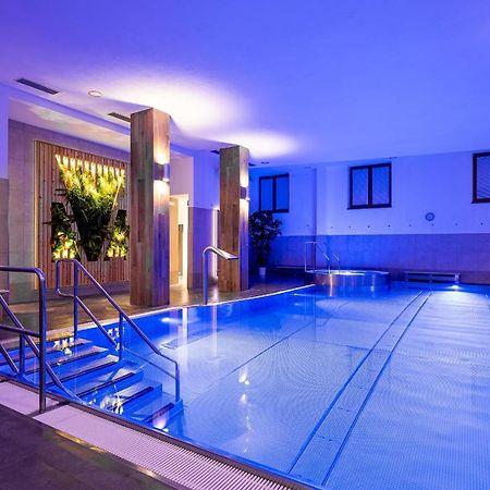 Wellness Hotel Pod Kycmolem Horni Lomna Exterior photo